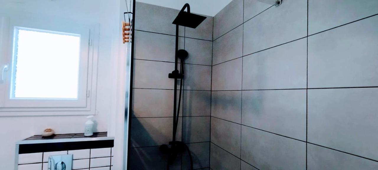 Apartamento L'échappée belle PARKING Netflix Disney CLIM by Rentabao Aviñón Exterior foto